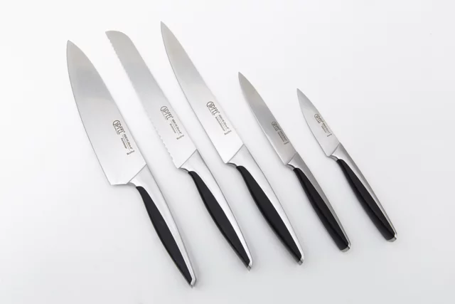 картинка 6688 GIPFEL Набор ножей FUTURA из 6пр. (нож поварской 20см, нож разделочный 20см, нож для нарезки хлеба 20см, нож универсальный 13см, нож для чистки овощей 9см, подставка деревянная). Материал лезвия: сталь X50Cr15. Материал ручки: нерж сталь, пластик. Цв магазин Gipfel картинка 6688 GIPFEL Набор ножей FUTURA из 6пр. (нож поварской 20см, нож разделочный 20см, нож для нарезки хлеба 20см, нож универсальный 13см, нож для чистки овощей 9см, подставка деревянная). Материал лезвия: сталь X50Cr15. Материал ручки: нерж сталь, пластик. Цв от магазина Gipfel